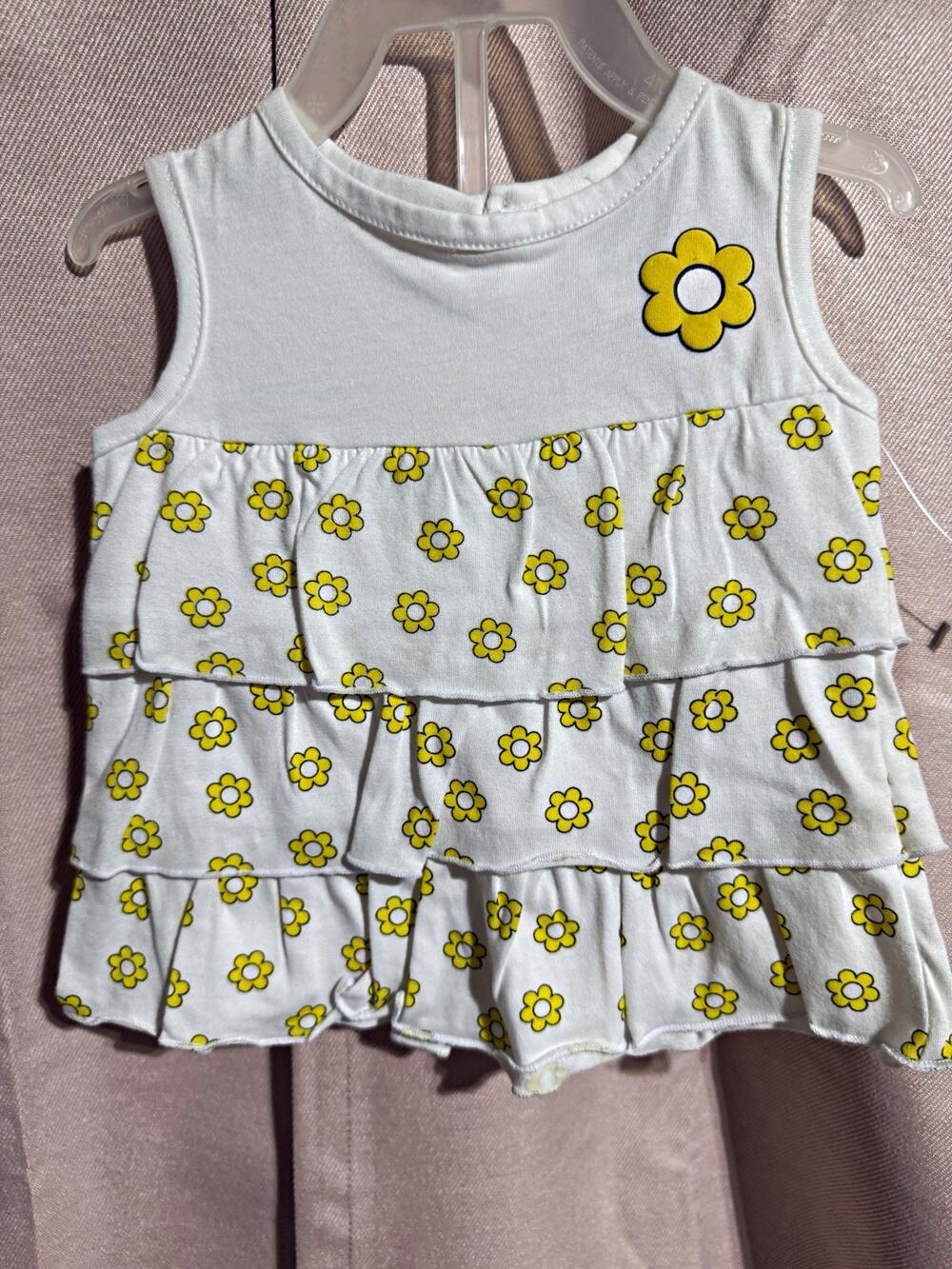 Swiggles Girls 0-3M 2pc Outfit Set Floral Sleeveless Ruffle Top & Shorts